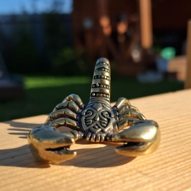 Фигурка бронзовый скорпион Фигурка бронзовый скорпион