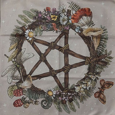 Алтарная скатерть для таро «Викка», 50х50 см Алтарная скатерть для таро «Викка», 50х50 см